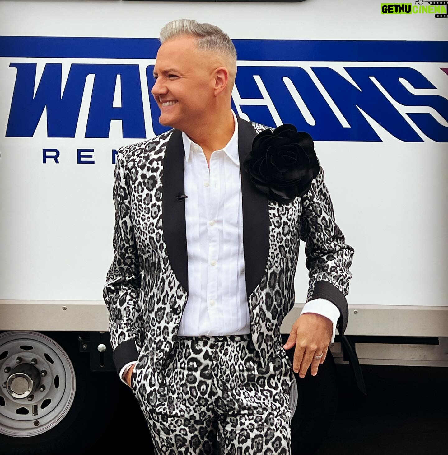 Ross Mathews - 3.7K Likes - We’re calling a mandatory meeting! 🤭 It’s Drag Awareness Month on an all-new #DragRace TONIGHT at 8p on @mtv 👠 And don’t forget to shop my #RossXRoss look - I co-design everything I wear on the show with @TheMayerOfficial & you can get it for yourself! Even though it didn’t exxxxactly button on this day (oopsies), I still felt amazing! Fab, chic & soooooo comfy! 🌟