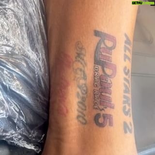 Roxxxy Andrews - 20.6K Likes - Caught up on some accomplishments I wanted tatted! Thank u @gabrielleusebio !!! @rupaulsdragrace @rupaulofficial @glamorouspageantryig