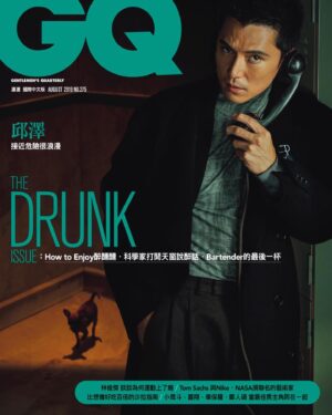 Roy Chiu Instagram - 💥【GQ 8月號封面人物邱澤 ROY CHIU】💥
🌹🌹其實危險很浪漫🌹🌹 髮型｜小隆Driven.By.
化妝｜陳凱文 Chen Kevin