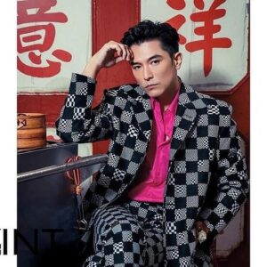 Roy Chiu Instagram - #明潮雜誌2月號
#MINT
#化妝｜鄭銘/Tank 
#髮型｜小隆DRIVEN．BY