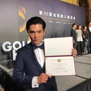 Roy Chiu Instagram - 證書入手。

#誰先愛上他的
#集氣
#我媽說要平常心
#金馬55