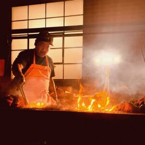 Roy Choi Instagram - Update! We’re excited to share that Tacos Por Vida Catering is now available for bookings!!! Just in time for all your backyard summer parties- from casual family gatherings of 30 to the ultimate 200 person party, we’ve got you covered. We can bring our charcoal-mesquite wood grill and hand-pressed tortilla station right to your house or event for some live fire cooking and interactive excitement. Link to the full menu and prices are in the bio. 
***
Give our Catering Manager Elisa a call today! 
Visit www.tacosporvida.la/catering