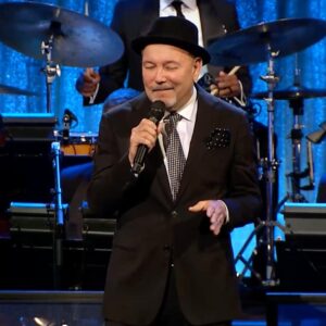 Rubén Blades Instagram - El miércoles 17 de abril, tuve el honor de participar en la "GALA: Celebrating Tony Bennett" en el Rose Theater at Lincoln Center, New York, con la @jalcnyc Jazz at Lincoln Center Orchestra with Wynton Marsalis, junto a numerosos artistas invitados. 
El concierto se puede disfrutar a través de link del Jazz at Lincoln Center jazzlive.com antes de que expire online (código de descuento: GALA30)