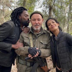 Rubén Blades Instagram - Con mis compañeros y amigos de "Fear The Walking Dead" @feartwd 
#FearTWD
#TWDFamily