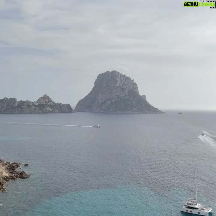 Rúben Rua - 9.8K Likes - family got bigger 🩵