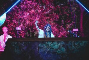 Ruby Chase O'Neil Instagram - Sharing music with people is straight tantra ✨ This giving and receiving of energy fuels me on such a deep level 🌙 

Thank you @iridescent_festival for the epic weekend and to everyone who made this set so special with @dak_ota_kat on drums and cacao, @joyful.gypsy43 @hotlikejoce @marinallets and all the amazing dancers ! Thank you @thuuundarrr for the opportunity and @sethinfinitymonk for being my copilot! Also @substormproductions u rock my world every time! 

Photos by @skateheadz_photography 🌙👍🏻✨ 
Kimono by @_mystic_sister_