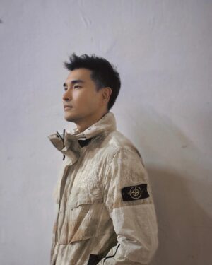 Ruco Chan Instagram - #逆天奇案2 宣傳
估吓影相嘅地方喺邊度？