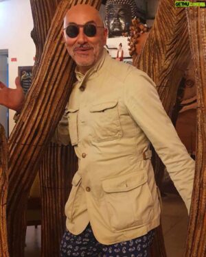 Rui Oliveira Instagram - @correiodamanhaoficial amanhã espero por todos logo às 9:15 na vossa ManhaCM CMTV 🌹🌹🌹🌹😉😜✌️