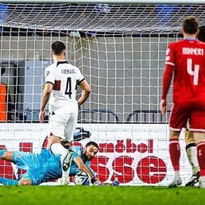 Rui Patrício Instagram - Uma grande noite para terminar estes dois jogos de qualificação. Com muito orgulho pelo desempenho de todos nós 🤛🙌 obrigado pelo apoio de todos! Juntos por Portugal! 
#europeanqualifiers #portugal