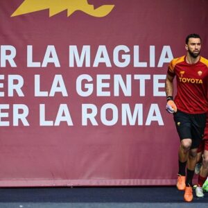 Rui Patrício Instagram - ☑️➕3️⃣⏭️💥🖖
forza Roma👊