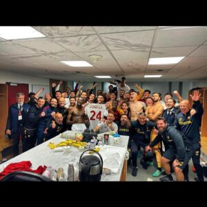 Rui Patrício Instagram - Siamo alla finale ragazziiii 🟡🔴🙌 ROOMMAA 
#roma #uel #asroma #budapest