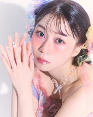 Rui Tanabe Instagram - キラキラ🎀

#Photo #fashion #makeup #calnamur 
#hairarrange #作品撮り