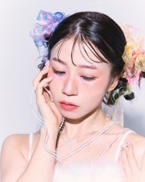 Rui Tanabe Instagram - 🎗️🎀

リボンがたくさんの撮影！

普段しない髪型にメイク
とてもワクワクしました

photo by @take1an 
hair make by 西田サトコ様

#photo #fashion #makeup
#mmeeme #作品撮り