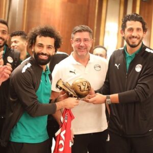Rui Vitória Instagram - أحمد حجازي أتمنى لك الشفاء العاجل وننتظر عودتك أقوى

I wish you a speedy recovery. We are waiting for your return stronger, @ahmedhegazy6 💪