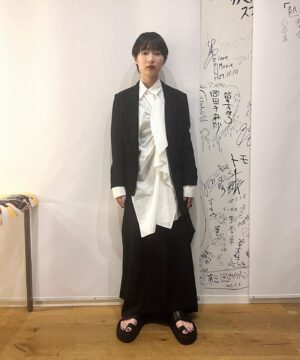 Ruka Ishikawa Instagram - hairmake @yumiiii16m 
styling @_yosuke_shoji_ 
#このハンバーガーピクルス忘れてる