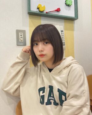 Ruka Kitano Instagram - 最近は暗髪の気分なのです
