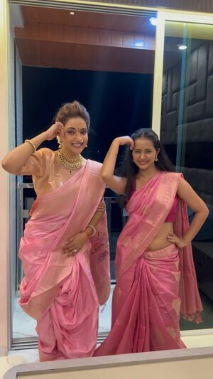 Rupali Bhosale Instagram - Celebrating Rupali’s dream come true, with my 1st ever dance reel.😁
This is how happy I am for you @rupalibhosle ❤️🥰

🎥 - @science_based_fitnessclub ✨
.
.
#GauriKulkarni #RupaliBhosale #NewHome #congratulations #blessed