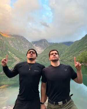 Ruslan Vikhlyantsev Instagram - мы в Норвегии, ниже напишу почему 👇
