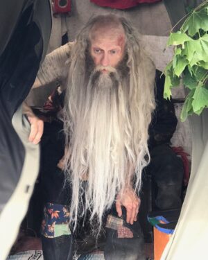 Russell Hodgkinson Instagram - Let me know when it’s safe to go outside.  #wearamask  #Znation