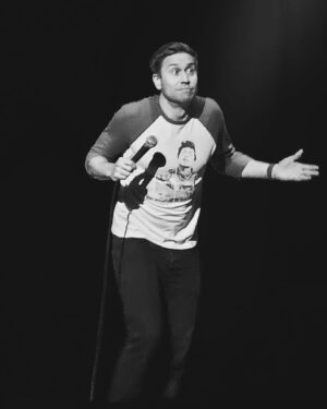 Russell Howard Instagram - Incredible final show before we head to Australia and New Zealand in feb. Thanks so much Belfast. Such an amazing gig. #chair