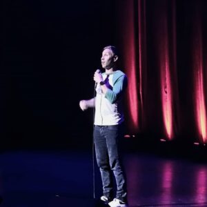 Russell Howard Instagram - Wow! What an awesome audience! Thanks Auckland! Here’s a photo of me looking like a ferret. #perkynana
