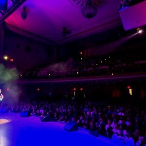 Russell Howard Instagram - New York town hall! What a crowd! Thanks so much for coming along. Absolutely dream come true.