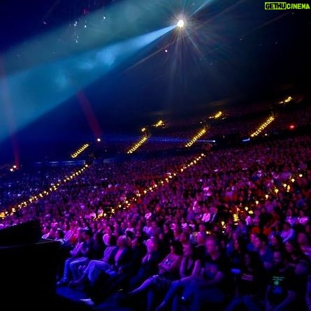 Russell Howard - 3.2K Likes - Wow! Sydney! That was incredible. Thanks so much for coming along. Beautiful theatre. Sensational crowd.