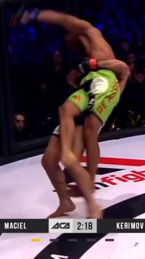 Rustam Kerimov Instagram - Скоро будет новый BOOM а пока вспомним старые бои 🤍  @akhmat_mma  @aca_mma