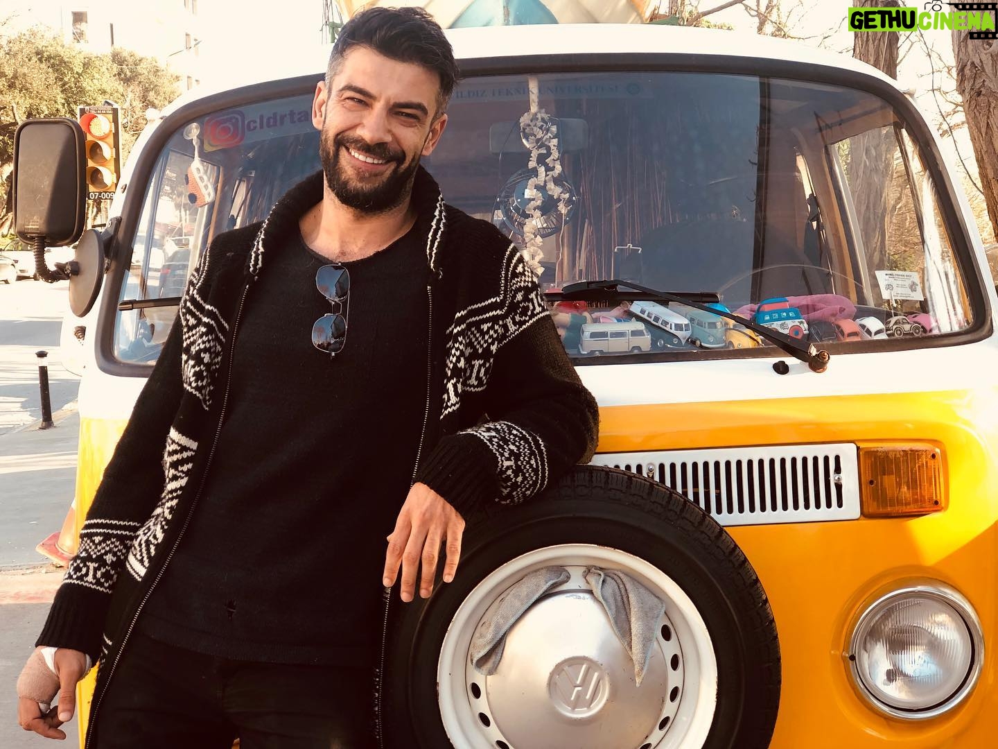 Rüzgar Aksoy - 30.3K Likes - Güneş yükseliyordu güneye giderken…
#woswos #tbt