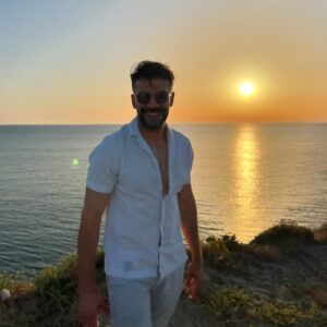 Actor Rüzgar Aksoy HD Instagram Photos and Wallpapers June 2024
