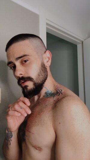Rüzgar Erkoçlar Instagram - 💈💇🏻‍♂️