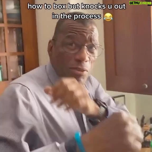 Ryan Alexander Holmes - 106.4K Likes - “lesson #1, son, ur face shouldn’t have been where my fist was” 😅😭
.
.
.
.
#dad #dadjokes #blackdad #blackdads #fatherson #familytime #boxing #boxingtraining #boxingmatch