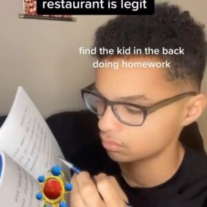 Ryan Alexander Holmes Instagram - if there’s a kid doing hw in the back, then the food bout to smack 🤌🏽
.
.
.
.
.
#chinesefood #blasian #mixed #chineserestaurant #chinesecuisine #asianfood #asianrestaurant