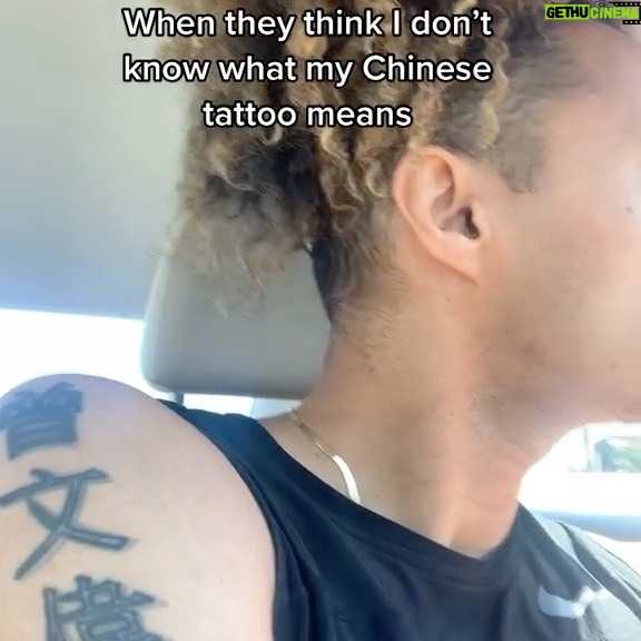 Ryan Alexander Holmes - 205.5K Likes - *slams down uno reverse card* 😂
.
.
.
.
#chinese #learnchinese #mandarin #learnmandarin #tattoo #tattoos #blasian #mixed #languagelearning #duolingo @duolingo @rosettastone @pimsleur