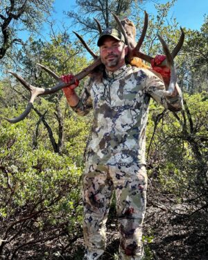 Ryan Bader Instagram - Had two days to run up and help @terry.houin & @frogman5326_  Navy SEALS who got donated unit 22 archery bull tags from @outdoorexperience4all for disabled veterans.
@frogman5326_ was brand new to bow hunting and was learning on the job & caught on quick until he finally connected on a bull. @terry.houin put in some miles and days in the binos until the rut really kicked off and got a stud bull the morning after Ryan. These guys worked their asses off. Honored to call them friends and we had an absolute blast and they went home with great memories and a ton of meals.