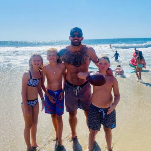 Ryan Bader Instagram - Fun with the family and friends for the kids fall break. (And some booty pics)…now off to Wyoming for an elk hunt.