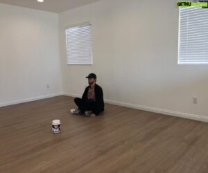Ryan Creamer Instagram - new apartment