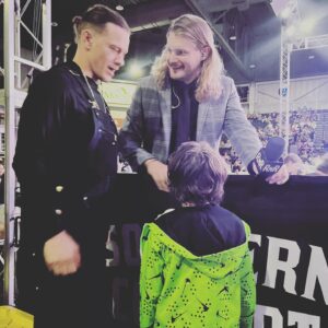 Ryan Dorsey Instagram - Had a great time last night with the boys @darkgable32 & @joseydorsey last night. 

Big thanks to @roughnrowdy for the seats and for taking care of us and helping make memories for my lil man! I really do appreciate it🙏🙏🙏

I remember growing up going as a teen going to Rough and Rowdy in Charleston and it never disappoints!

@calebpressley thanks for taking some time for us on a busy night, - big fan! and: “what do you say to people who say” you’re the man!✨✨✨✨

Next year @darkgable32 is fighting in the Heavyweight’s LFGggggg!!!! 💪💪💪💪