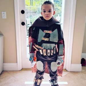 Ryan Dorsey Instagram - Grandma’s got the boy @joseydorsey looking  like The Fresh(est) 🐣Prince in the west in his Easter Drippppp ! 😍😍

Happy Passover weekend !💐

(Sees #themandalorian once and makes a costume from scratch😂)
