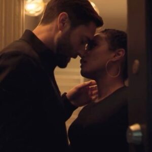 Ryan Eggold Instagram - Time to get naked! On international television.. I’d like to apologize to my Mom, friends and my third grade teacher Mrs. Jacobs… you shouldn’t have to see that…

Kidding aside I’m thrilled to share the season premiere of @nbcnewamsterdam with you tonight ! Had to do some smooching with @freemaofficial which is a difficult job but somebody’s gotta do it 🙄

From our #DamFam to yours we hope you dig the beginning of this new chapter💛 See ya tonight