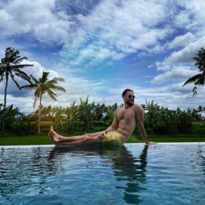 Ryan Eggold Instagram - This year has flipped me upside down :) renovated a new home, finished a show of five years and realized some hard truths about people. I say embrace it all - the good, the bad and the ugly. Appreciate the good. Never take it for granted. Learn from the bad. Let it make you a better person. Let it teach you about life. Let it help you grow and evolve. And the ugly… treat them better than they treated you. Don’t stop loving. Don’t stop giving. Always be kinder. More honest. Ugly’s gonna do what ugly’s gonna do. Let that go. Make room for more joy. Nourish the you that’s capable of love, art, kindness, change, growth, forgiveness and undoubtedly most importantly… LAUGHTER. Don’t stop loving that you. May you be a better you in 2023. And if you feel good where you are. Then stay right where you’re at. And that’s enough. To anybody struggling this holiday season know that you’re not alone ❤️ Much love everyone. Give lots of hugs. Be kind to strangers. Help people whenever you can. And remember life isn’t all pretty instagram pictures. Life’s happy, sad, funny, shitty, surprising and back again. May this year surprise you ✨🫶