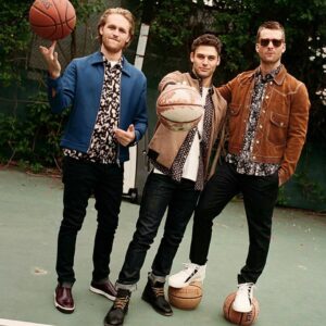 Ryan Guzman Instagram - What basketballs has to do with @ewsmovie I don't know...but the Kee's never turn down a good challenge.  #everybodywantssome
#checkers
#knuckles
#beerpong
#basketball
#baseball
#wedontstoptilwewin
#whosnext
#ChaChowToMyKees