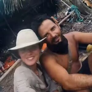 Ryan Thomas Instagram - 7 years ago I found love on a deserted island & now the mother of my children! Happy Valentines @lucymeck1 ❤️