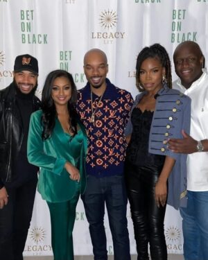 Ryann Richardson Instagram - "The key is to keep company only with people who uplift you, whose presence calls forth your best." 
~Epictetus
.
.
👈🏾SWIPE👉🏾
.
.
Spent an evening with friends whose excellence never ceases to inspire me (and whose vibes are always immaculate 🤌🏾), to celebrate my incomparable sister, @ebonikwilliams. Congratulations on the release of your new book, #betonblack, queen! As always, I am immensely proud of you 🤎