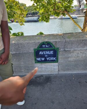 Ryann Richardson Instagram - "Hello. I live here."

Paris: part 1