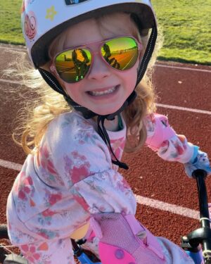 Rylea Nevaeh Whittet Instagram - Happy Friday! 🚲🌞🕶#ryleanevaehwhittet #ryleawhittet #maddyfrommaid #happyfriday #friday #smileyrylea #smile #bikeride #sunny #nutcase #nutcasehelmets #striderbike #sunnys #mykidisthecutest #kidactor #childactor #actor