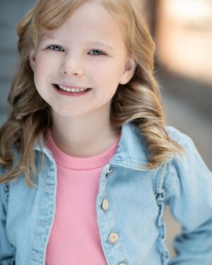 Rylea Nevaeh Whittet Instagram - A BIG thank you to Ian @vancouverheadshotphotographer for another great photo session 📸🎞 Thank you @sarahmartellmua for the great hair styles ❤️ Rylea has grown up so much in the past 6 months, it’s mind blowing! 🤯😍🥰❤️ #ryleanevaehwhittet #ryleawhittet #maddyfrommaid #newheadshots #headshots #headshotsession #vancouverheadshotphotographer #childactor #kidactor #actor #smile #love #mykidisawesome #cutenessoverload