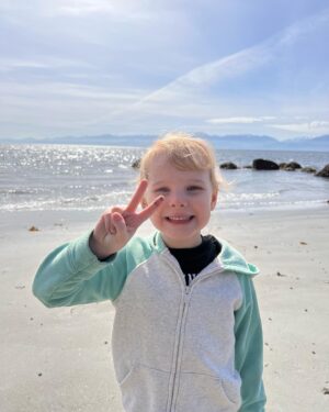 Rylea Nevaeh Whittet Instagram - Ladybugs 🐞 and Jellyfish! It’s beautiful today so we headed out to Aylard Farm Beach at East Sooke Park for some sunshine. ☀️🌊We had a great time ❤️❤️❤️ #ryleanevaehwhittet #ryleawhittet #maddyfrommaid #aylardfarmbeach #eastsooke #eastsookepark #ladybug #jellyfish #sunshine #smiles #love #mykidisthecutest #smileyrylea #sandyfeet #beachswing #funday #thursday #iloveher #ilovemykid