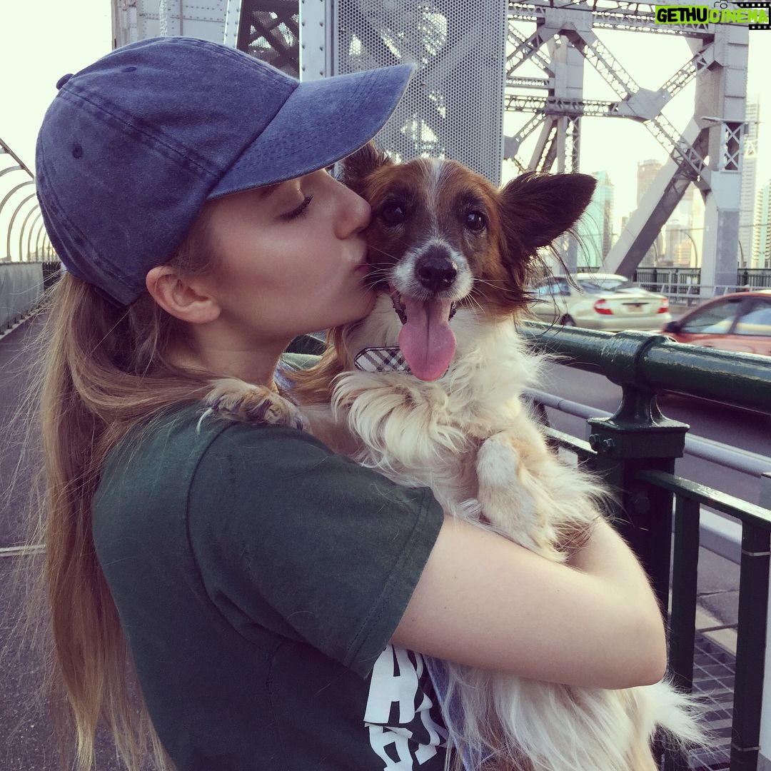 Rylee Mackintosh - 292 Likes - My baby Coco 💙 Gonna miss her!! 1 week till Sydney ✈️