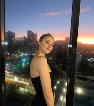 Rylee Mackintosh Instagram - This girl dresses up once in a while ✨